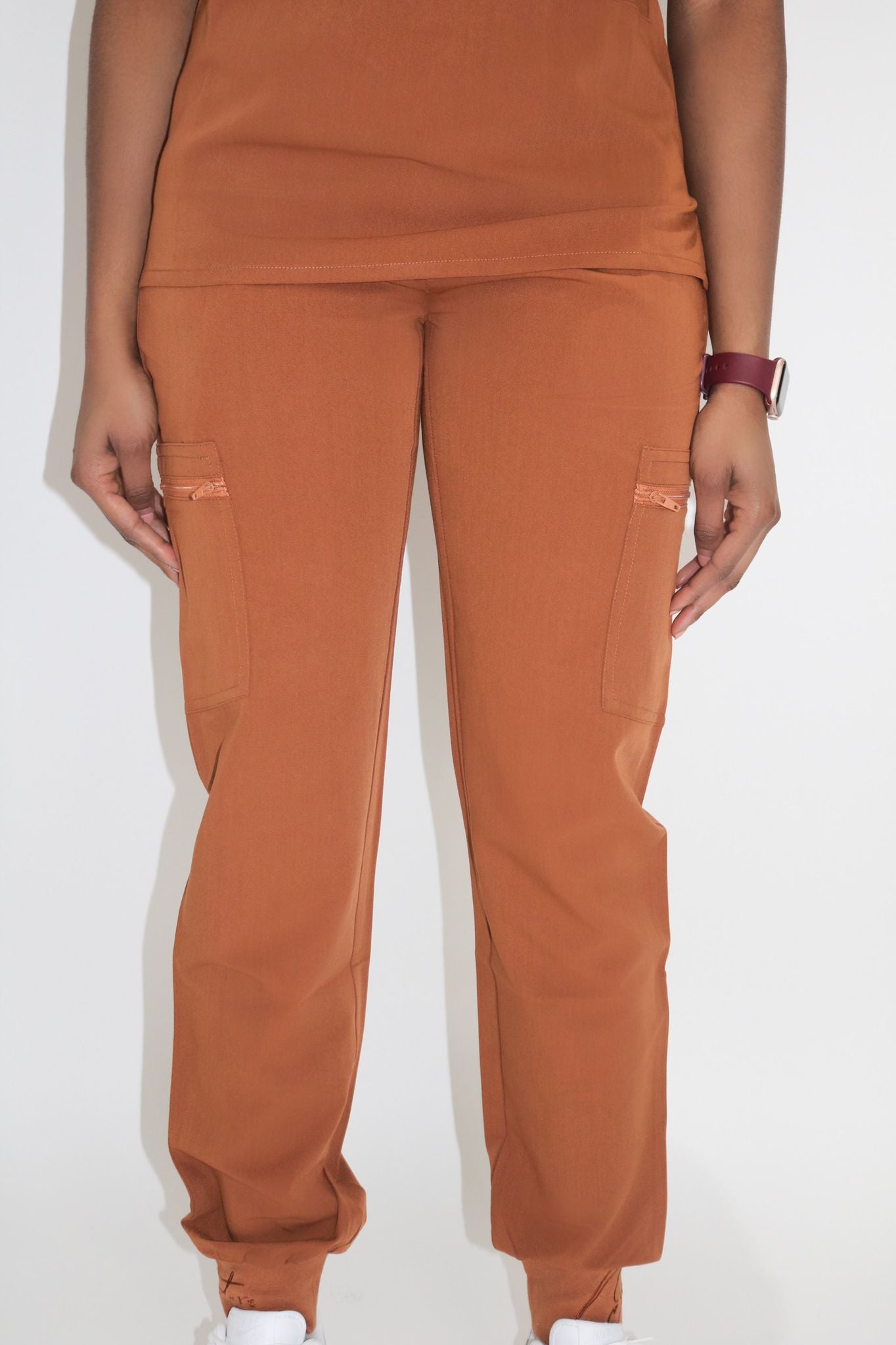 Scrub Bottom Jogger-Teddy